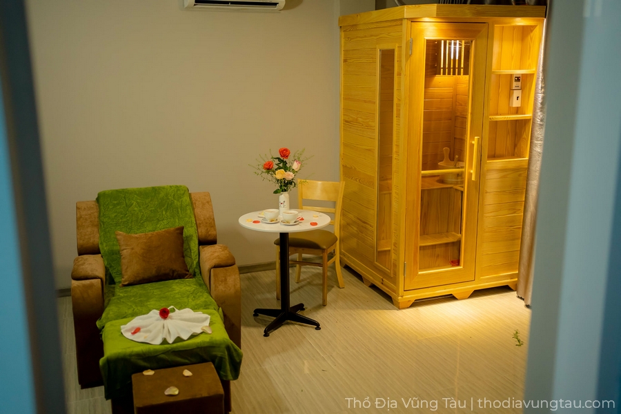 Massage Hoàng Trầm VIP